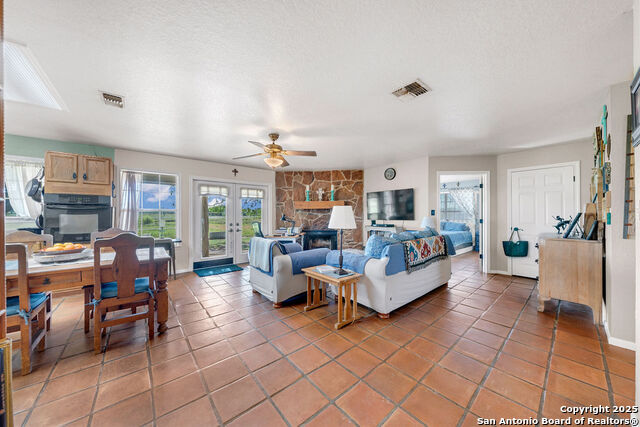 Image 9 of 39 For 16020 Fm 463