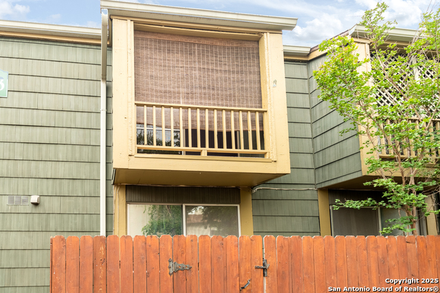 Image 41 of 47 For 3678 Hidden  1301