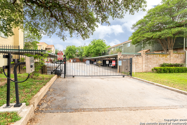 Image 42 of 47 For 3678 Hidden  1301