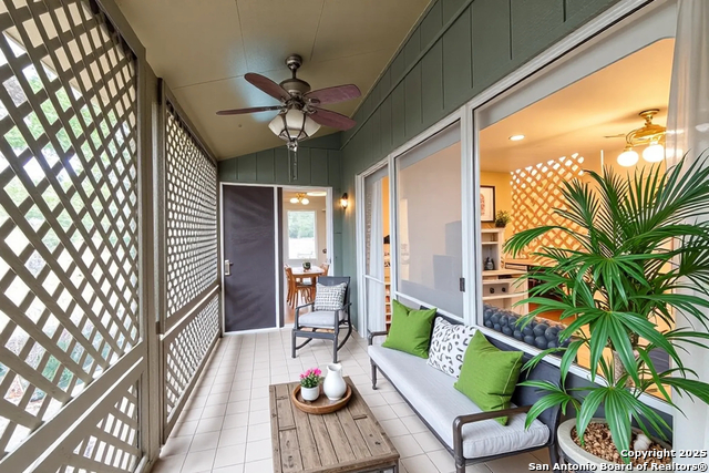 Image 6 of 47 For 3678 Hidden  1301