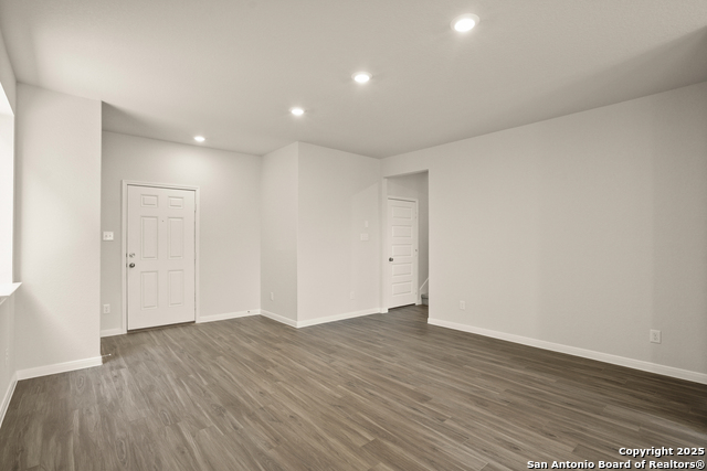 Image 7 of 35 For 13624 Helton Pass