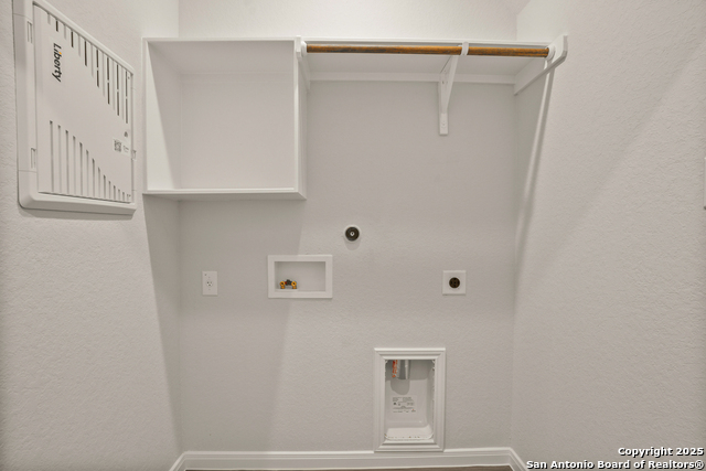 Image 9 of 35 For 13624 Helton Pass