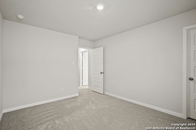 Image 22 of 35 For 13628 Helton Pass