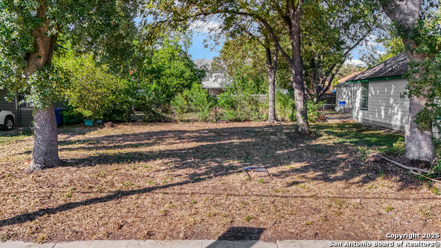 Image 3 of 14 For 803 Mckinley Ave