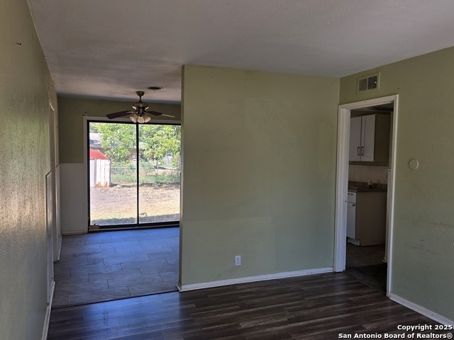 Image 5 of 11 For 119 Harcourt