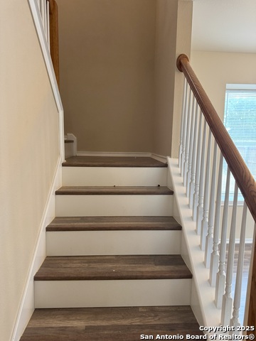 Image 10 of 23 For 9061 Clearwood Path