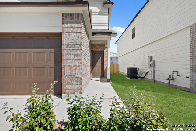 Image 2 of 32 For 4946 Blue Ranch