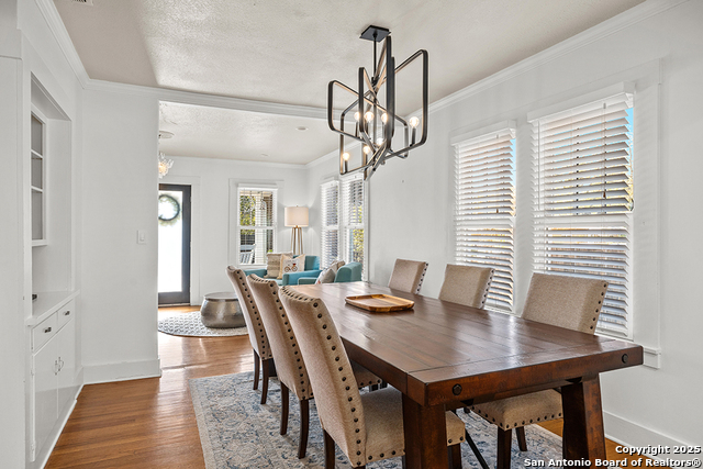 Image 11 of 37 For 206 W Burbank