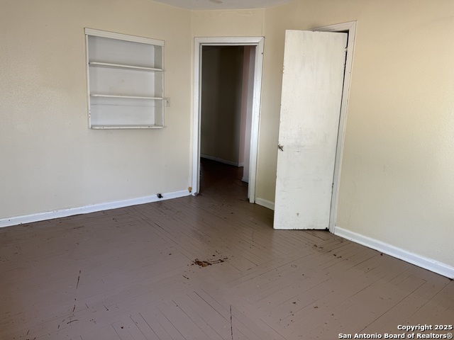 Image 10 of 17 For 2211 Nopal St