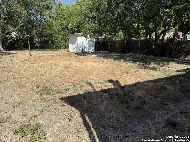Image 14 of 17 For 2211 Nopal St