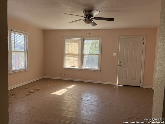 Image 3 of 17 For 2211 Nopal St