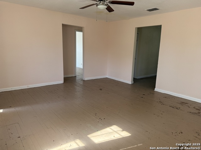 Image 4 of 17 For 2211 Nopal St