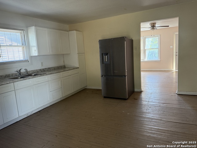 Image 6 of 17 For 2211 Nopal St