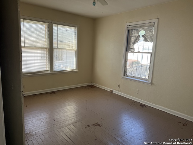 Image 9 of 17 For 2211 Nopal St
