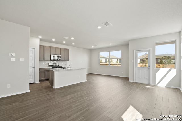 Image 3 of 30 For 4942 Blue Ranch