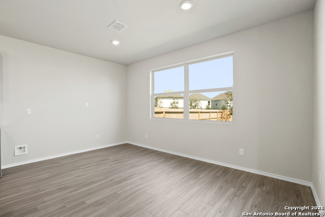 Image 5 of 30 For 4942 Blue Ranch