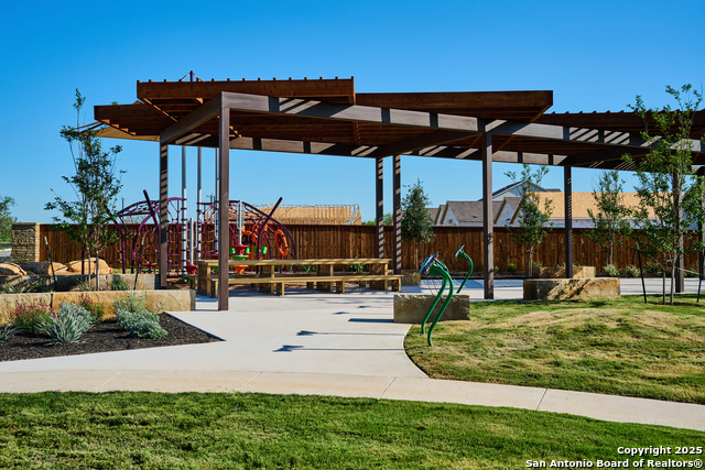 Image 4 of 12 For 10735 Saleh Corner