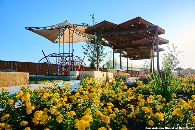 Image 5 of 12 For 10735 Saleh Corner