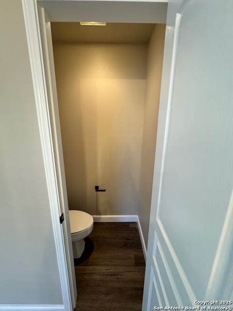 Image 16 of 25 For 15203 Preston Pass Dr