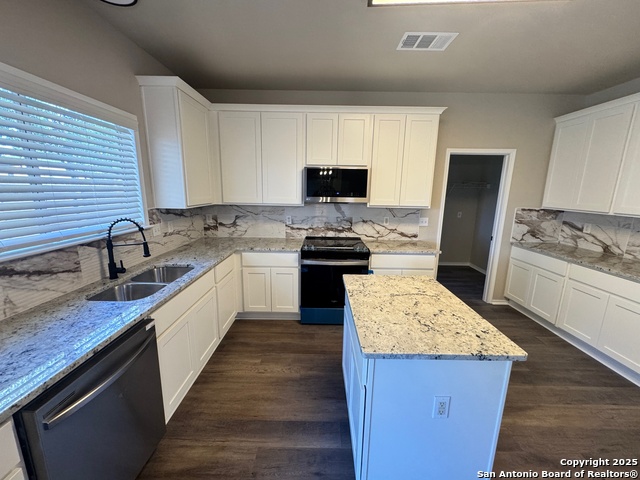 Image 24 of 25 For 15203 Preston Pass Dr