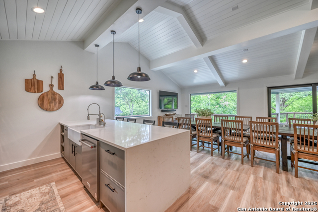 Image 15 of 101 For 2865 Edgegrove
