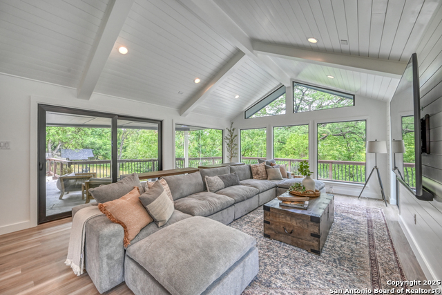Image 17 of 101 For 2865 Edgegrove