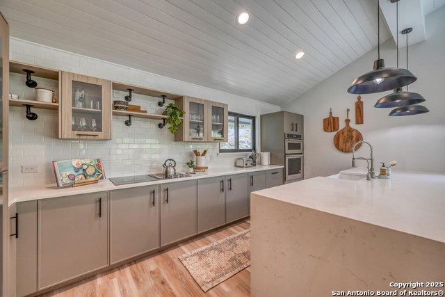 Image 22 of 101 For 2865 Edgegrove