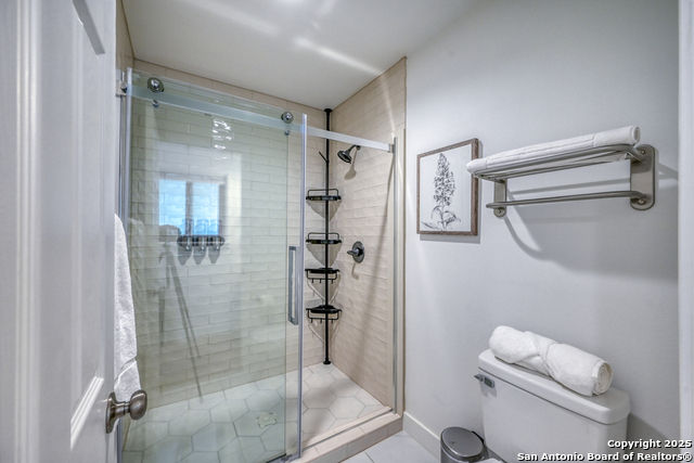 Image 43 of 101 For 2865 Edgegrove
