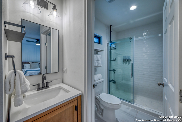 Image 44 of 101 For 2865 Edgegrove