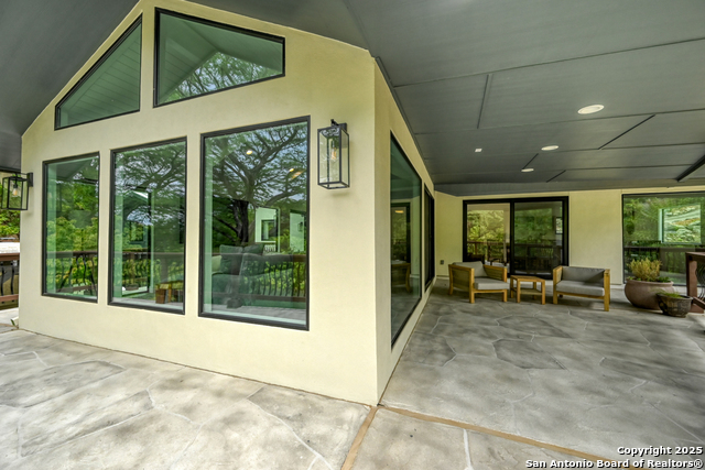 Image 67 of 101 For 2865 Edgegrove