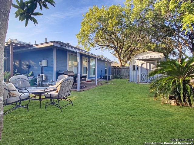 Listing photo id 30 for 9609 Woodland Hills