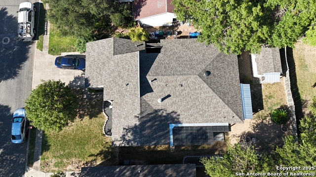 Listing photo id 34 for 9609 Woodland Hills