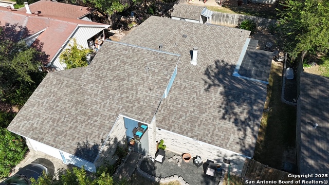 Listing photo id 35 for 9609 Woodland Hills