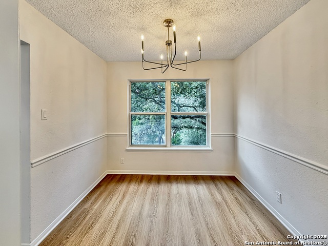 Image 15 of 38 For 1239 Amanda  