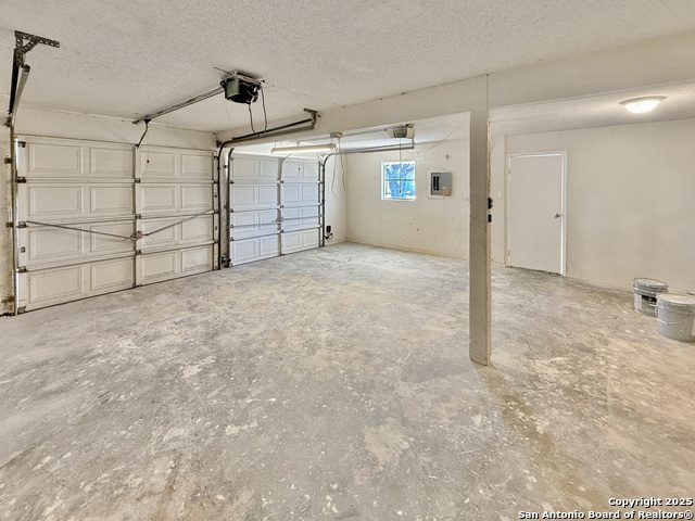 Image 30 of 38 For 1239 Amanda  