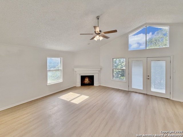 Image 5 of 38 For 1239 Amanda  