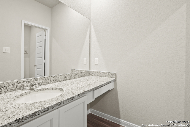 Image 21 of 33 For 2642 Downsbury Road