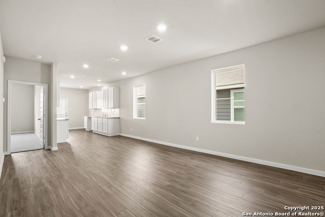 Image 4 of 33 For 2642 Downsbury Road