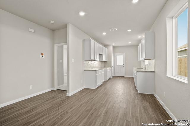 Image 5 of 33 For 2642 Downsbury Road