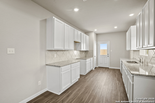 Image 7 of 33 For 2642 Downsbury Road