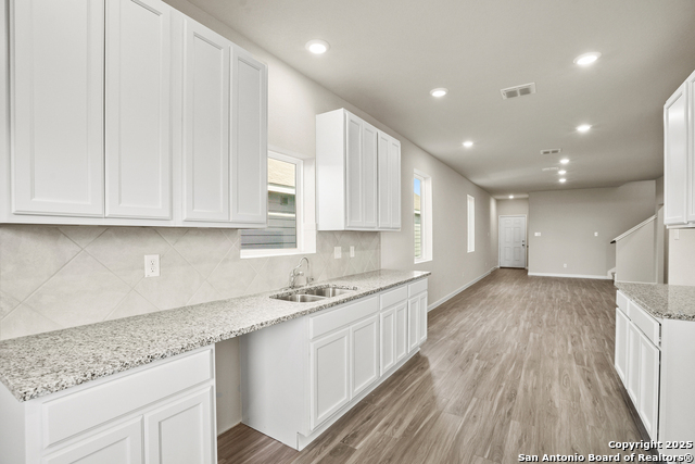 Image 8 of 33 For 2642 Downsbury Road