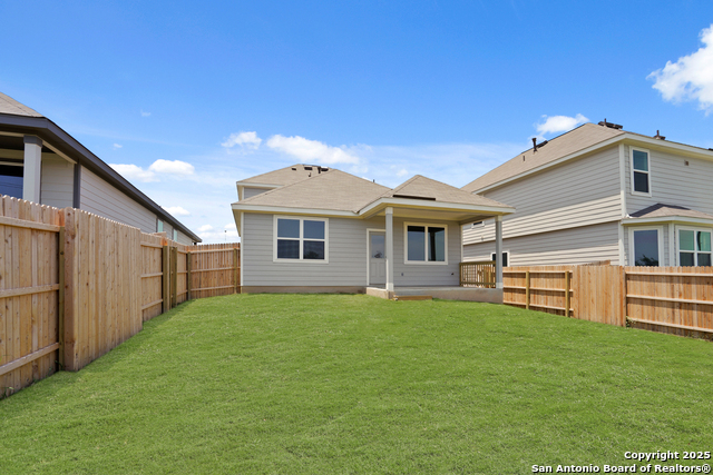 Listing photo id 20 for 8818 Black Oak Drive