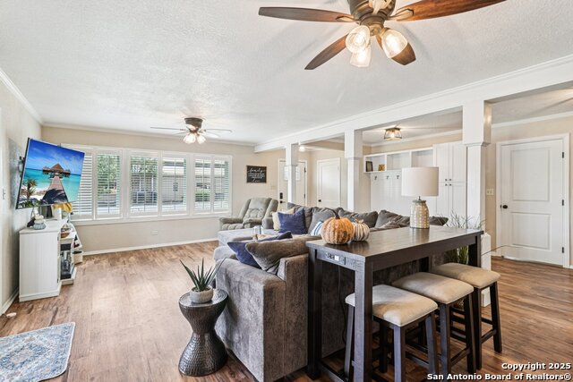 Listing photo id 12 for 100 Carroll N