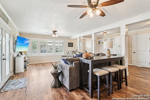 Listing photo id 13 for 100 Carroll N