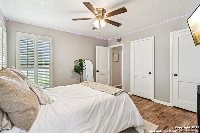 Listing photo id 25 for 100 Carroll N