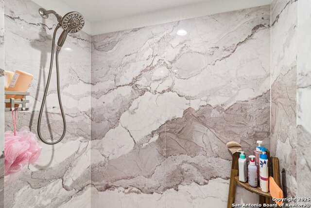 Listing photo id 26 for 100 Carroll N