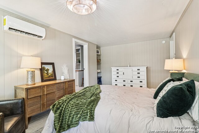 Listing photo id 35 for 100 Carroll N