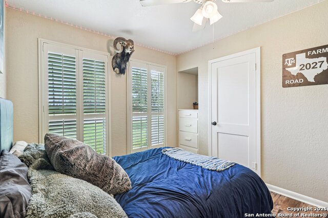 Listing photo id 41 for 100 Carroll N