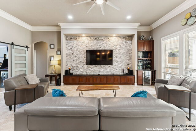 Image 11 of 45 For 222 Longwood