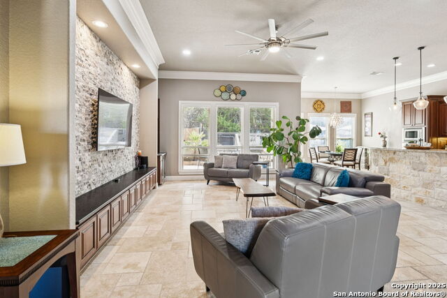 Image 13 of 45 For 222 Longwood